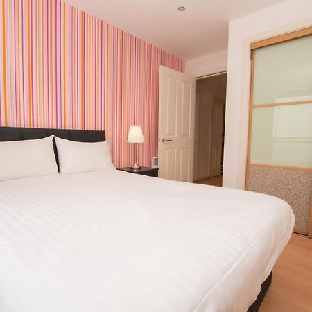 Blue Harbour Apartments エディンバラ エクステリア 写真