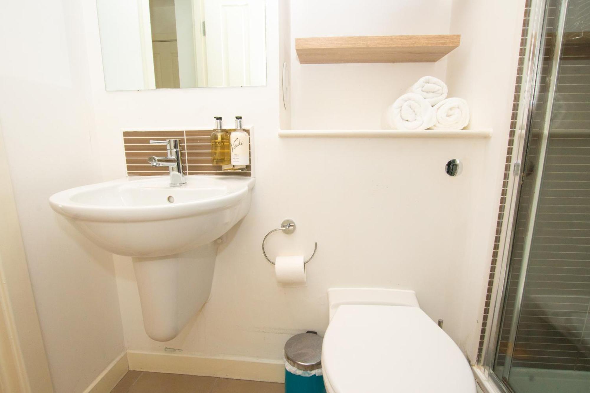 Blue Harbour Apartments エディンバラ エクステリア 写真